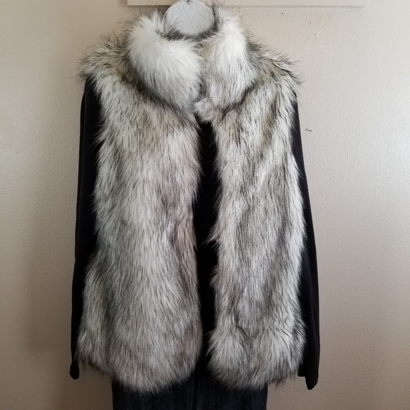 PINK USA faux fur vest size M Medium